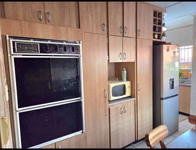 0 BEDROOM HOUSE FOR SALE IN WOODMERE